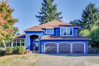 Welcome home to this expansive, 4 bdrm, view home in Ridgetop!