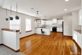 Great Floor Plant to Entertain or Just to Hangout with Family