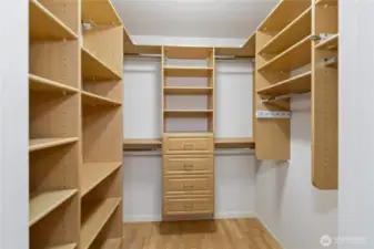 Custom California Closet system