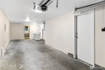 Two car tandem garage