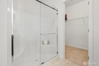 **Photo is a representation only. Same floorplan in the community, different homesite. Colors and features will vary.**