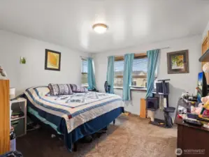 Primary on upper level