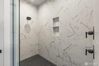 Primary EnSuite Walk-in Shower