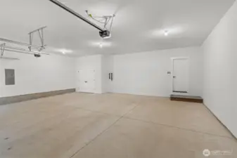 3-Car Garage
