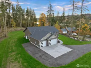 Plenty of Room for RV/Boat Parking