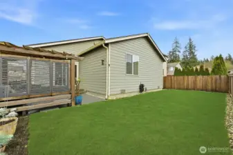 Professionally Landscaped Yard w/quaint Garden Space