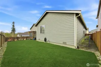 Fully Fenced, Level Yard