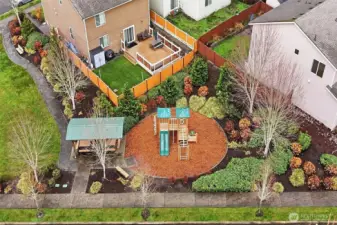 Community Park just Steps Away from Residence