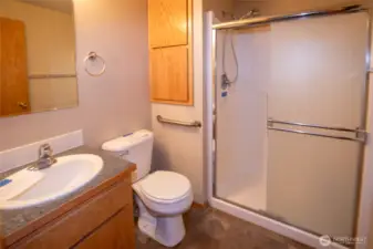 Main Bathroom