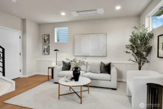 Transom windows create privac,