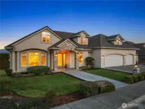 Nestled in South Hill's coveted North Rim