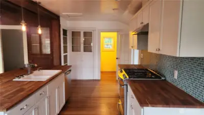 Large kitchen