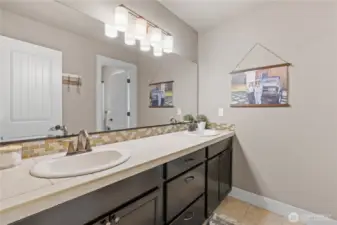 Full Bath upstairs