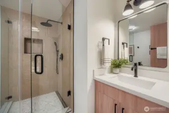 Upstairs shared bathroom.