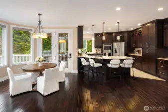 Plenty of space to entertain + host gatherings