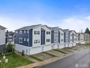 Welcome to Emerald Point West